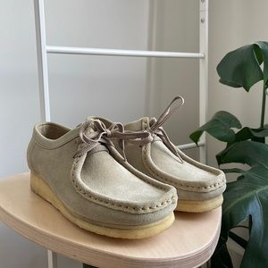 Vintage Women’s Clarks Wallabee in Maple sz 9